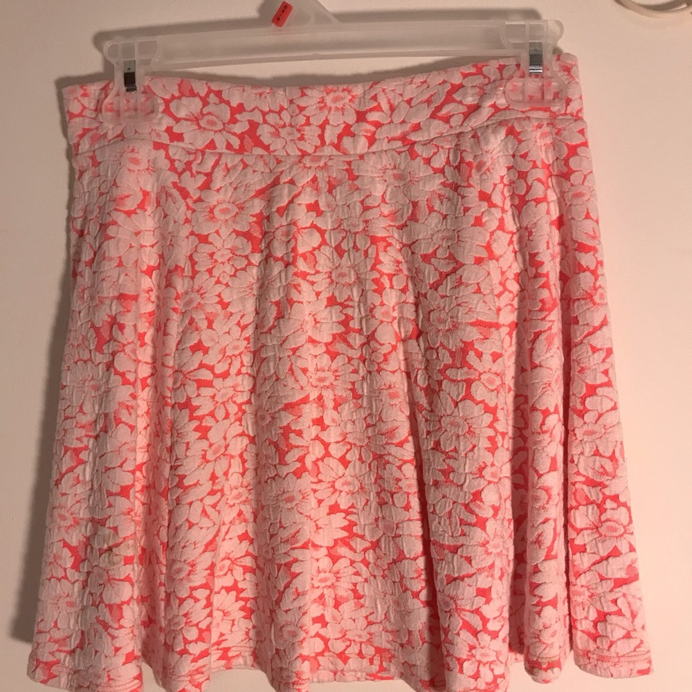Floral knit skirt